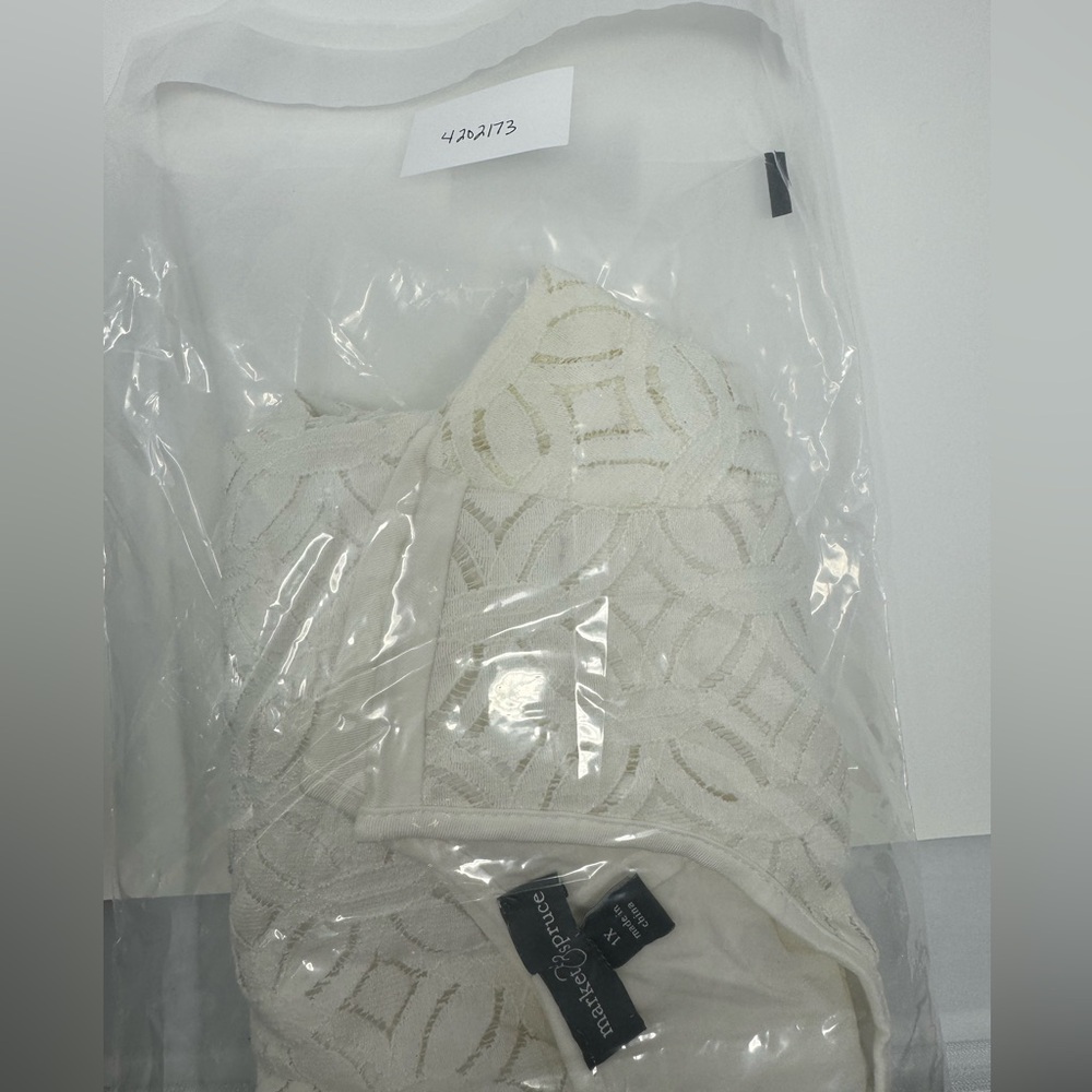 Market & Spruce Women’s 1X White Lined Short Sleeve Blouse - Picture 9 of 9